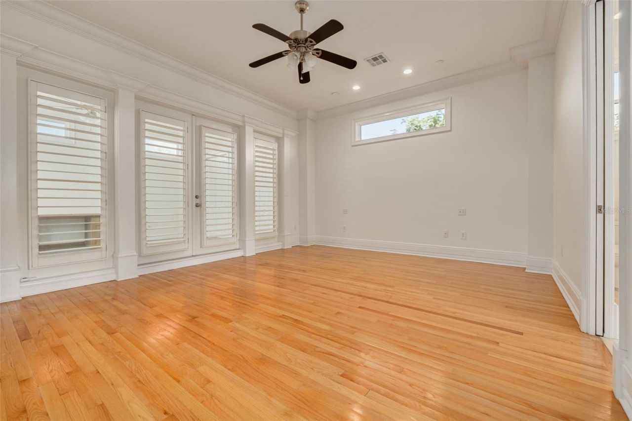 333 30th Avenue N, Saint Petersburg, FL 33704 Photo