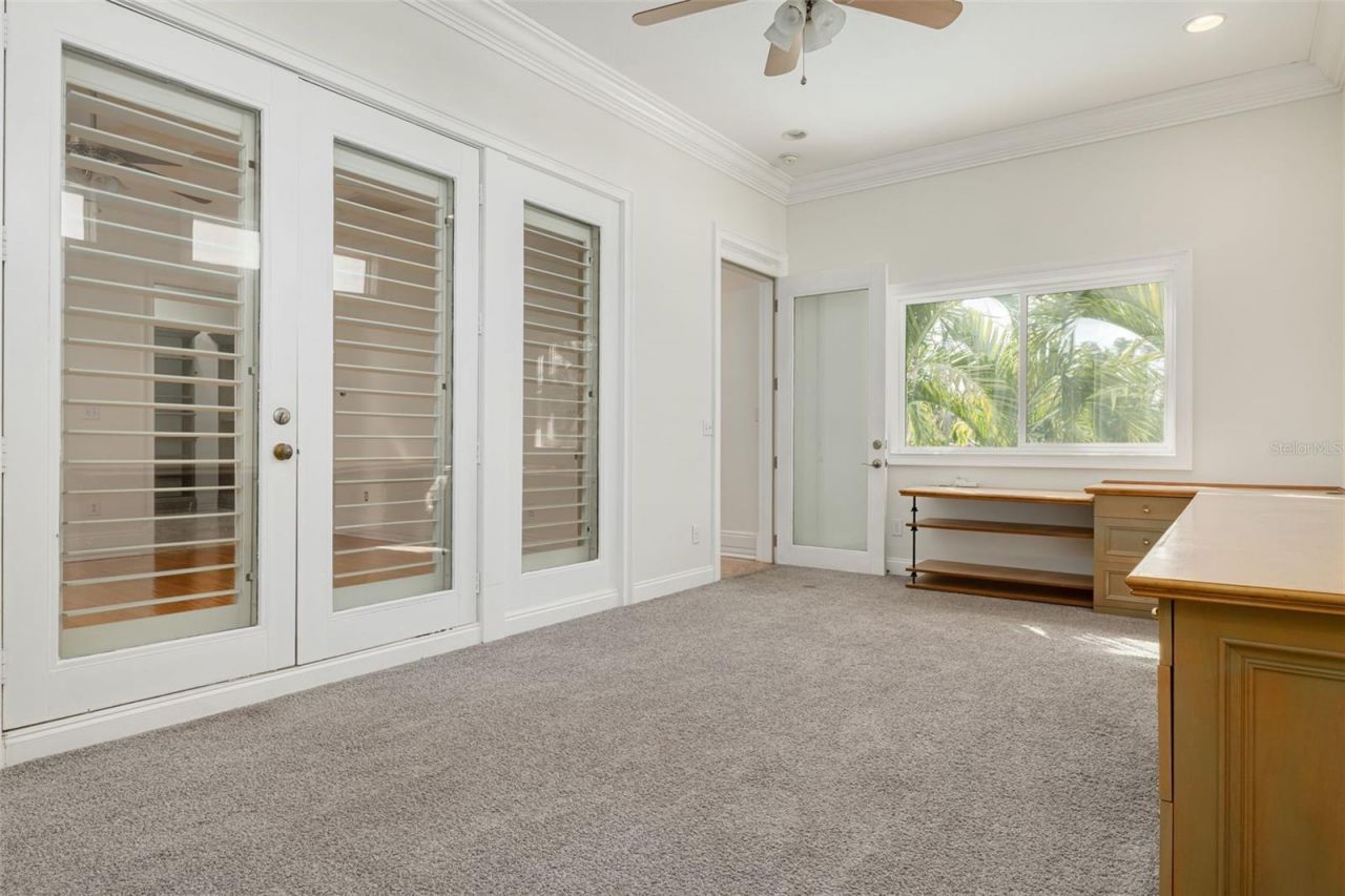 333 30th Avenue N, Saint Petersburg, FL 33704 Photo