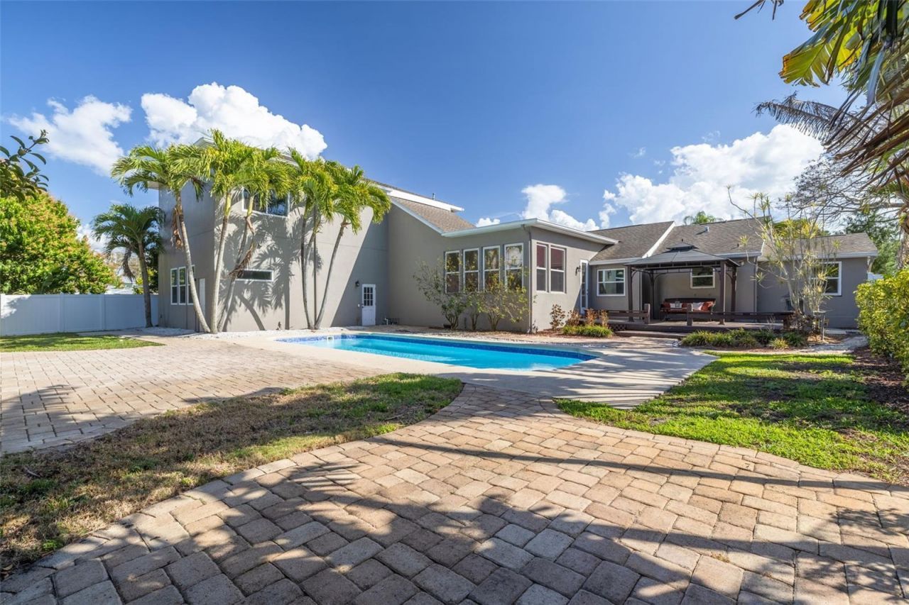 333 30th Avenue N, Saint Petersburg, FL 33704 Photo