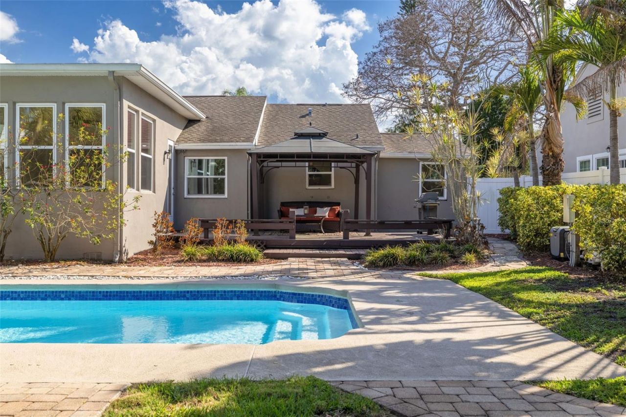 333 30th Avenue N, Saint Petersburg, FL 33704 Photo