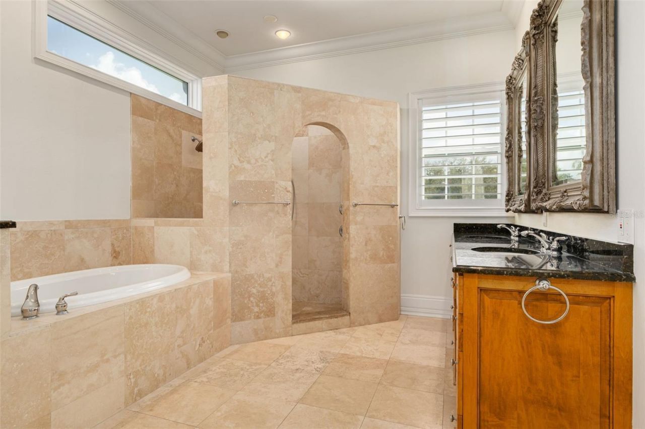 333 30th Avenue N, Saint Petersburg, FL 33704 Photo