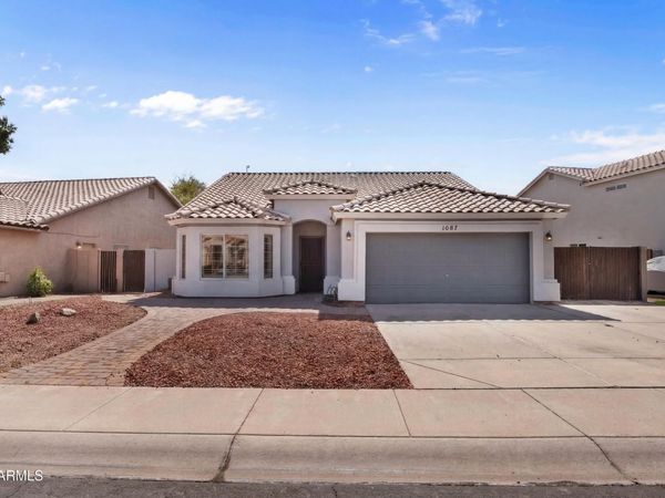 1687 W ENCINAS Street, Gilbert, AZ 85233