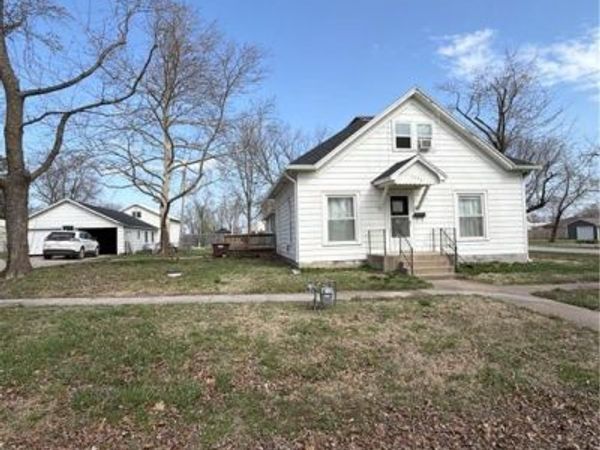 1222 Elm Street, Humboldt, KS 66748