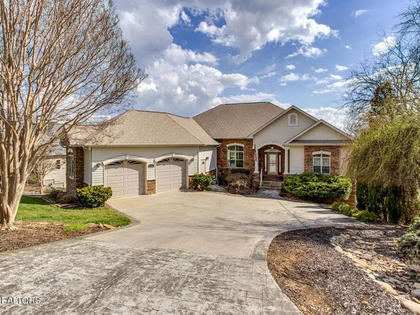 130 Lake Vista Drive, Greenback, TN 37742