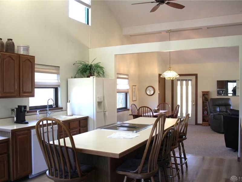 412 Dakota Avenue, Springfield, OH 45504 Photo 3