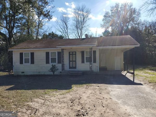 121 N Elm Street, East Dublin, GA 31027