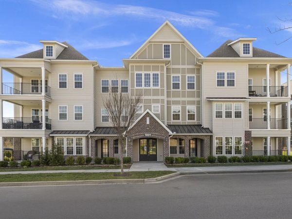 1801 Shadow Green Dr, Unit 303, Franklin, TN 37064