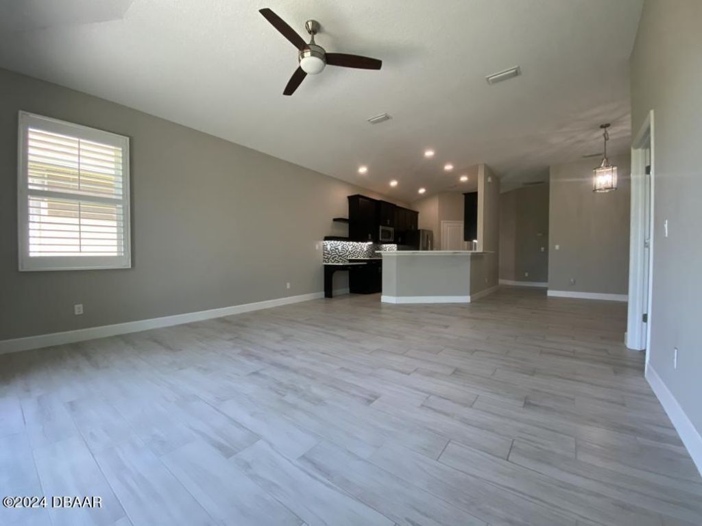 272 Catriona Drive, Daytona Beach, FL 32124 Photo