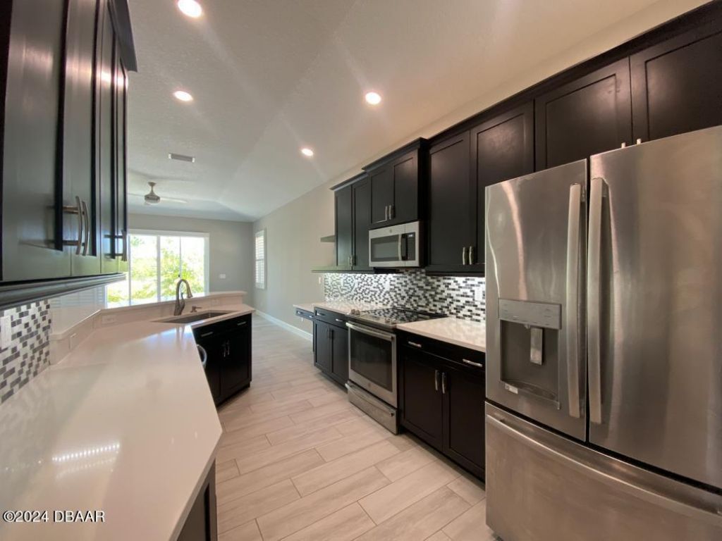 272 Catriona Drive, Daytona Beach, FL 32124 Photo