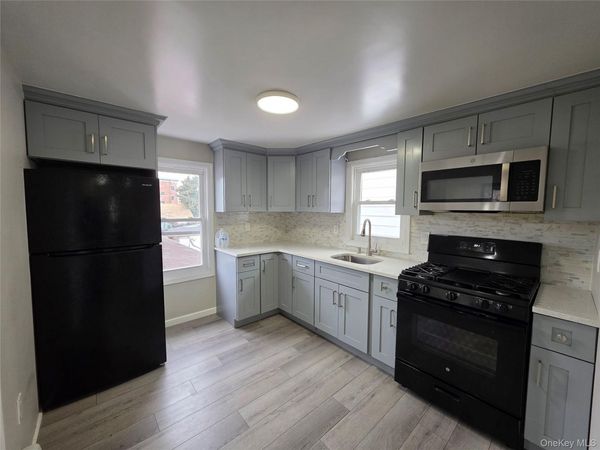 269 Willis Avenue , Unit North, Mineola, NY 11501