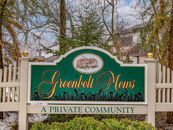 12 Blue Point Road E, Unit 12, Holtsville, NY 11742