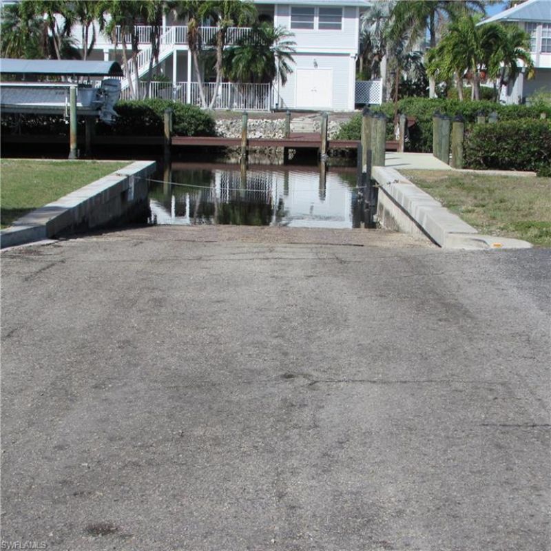 7757 Breakwater Ct, Bokeelia, FL 33922 Photo