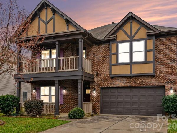 10916 Tower Oak Drive, Charlotte, NC 28269