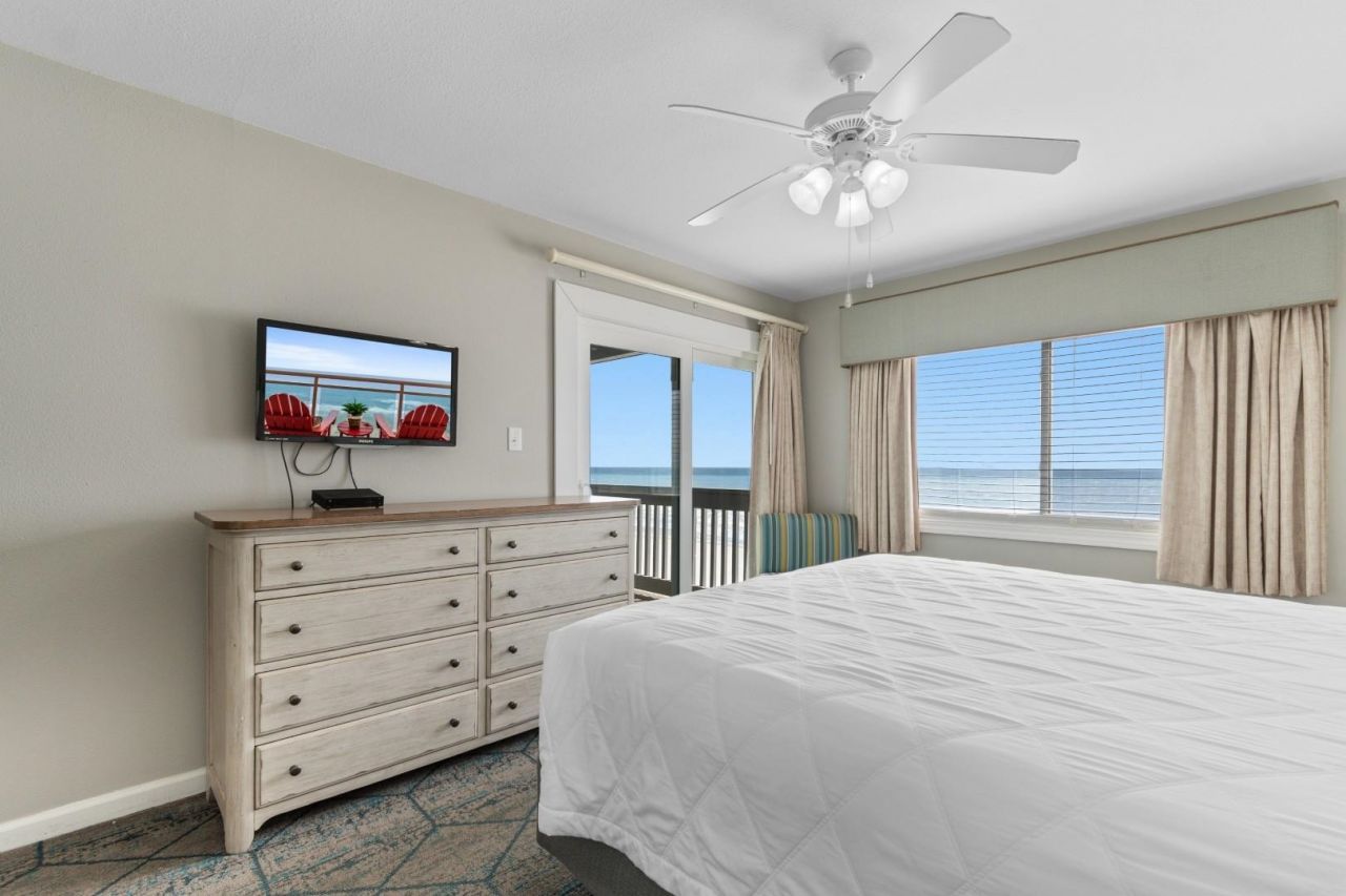 1011 S Ocean Blvd. Photo 18