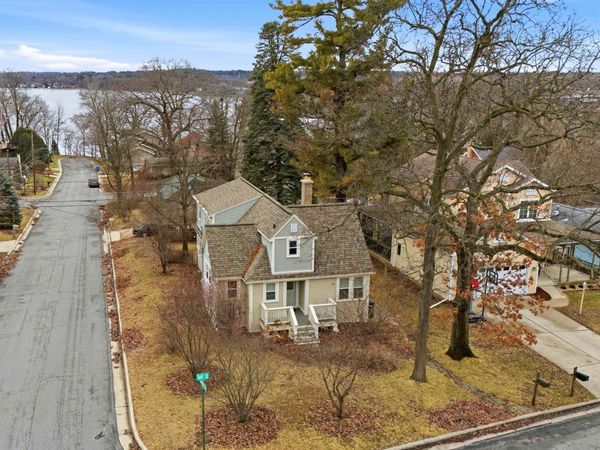 5801 Taft Street, Middleton, WI 53562