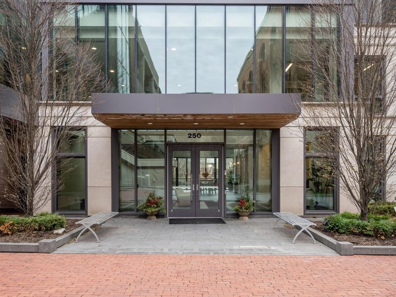 , Unit 313, Columbus, OH 43215 Photo 4