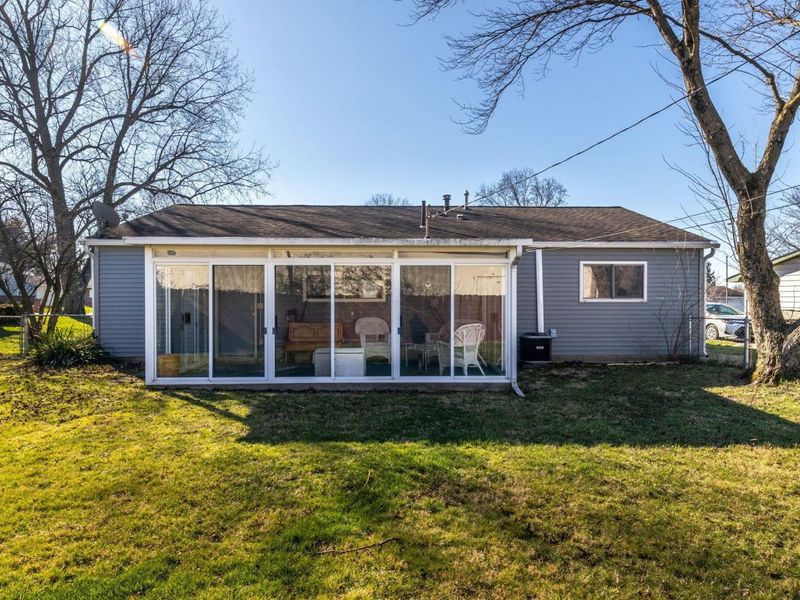 3060 Wessex Court, Columbus, OH 43232 Photo 25