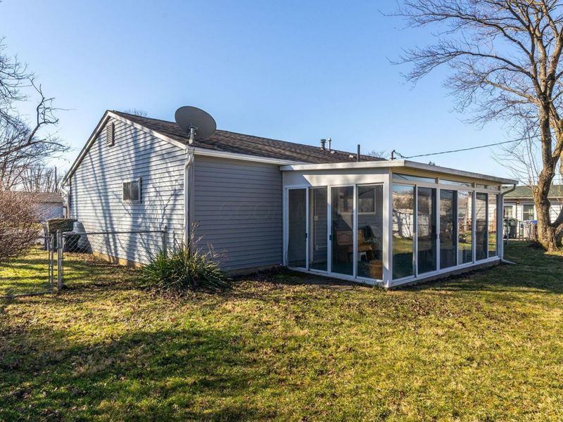 3060 Wessex Court, Columbus, OH 43232 Photo 27