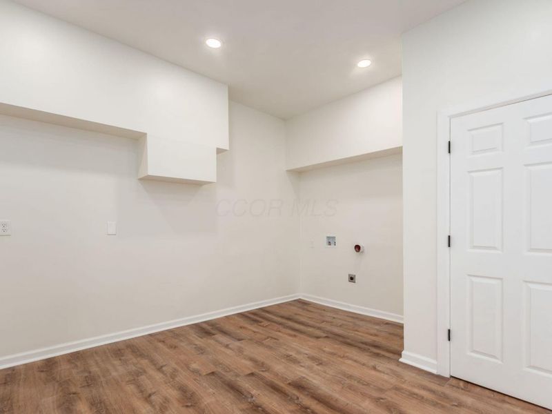 865 Old Leonard Avenue , Columbus, OH 43203 Photo 14