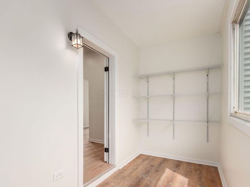 865 Old Leonard Avenue , Columbus, OH 43203 Photo 15