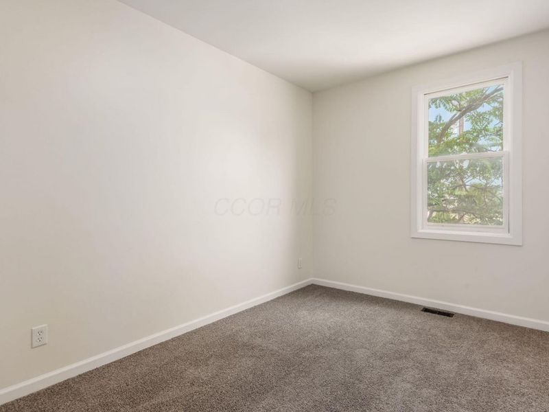 865 Old Leonard Avenue , Columbus, OH 43203 Photo 22