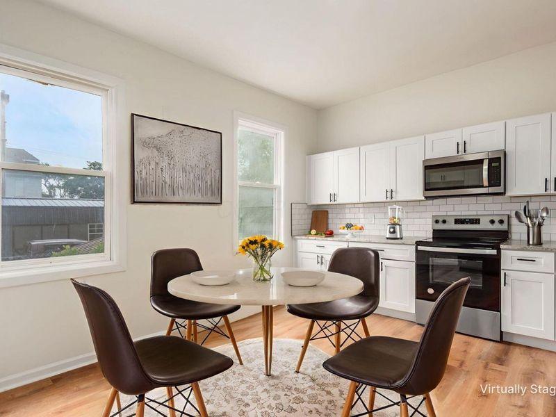 865 Old Leonard Avenue , Columbus, OH 43203 Photo 3