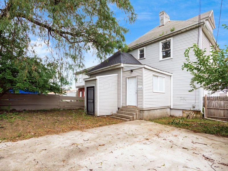 865 Old Leonard Avenue , Columbus, OH 43203 Photo 31