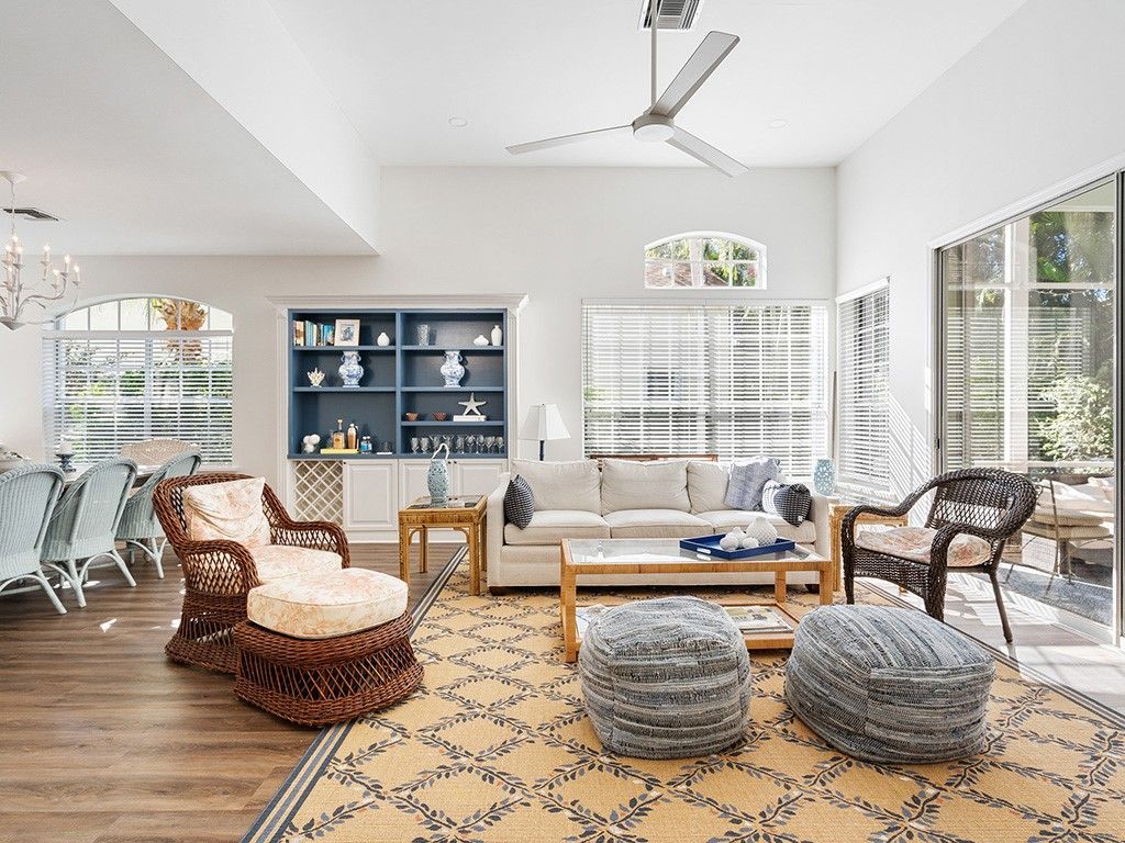 8829 Lakeside Circle, Vero Beach, FL 32963 Photo