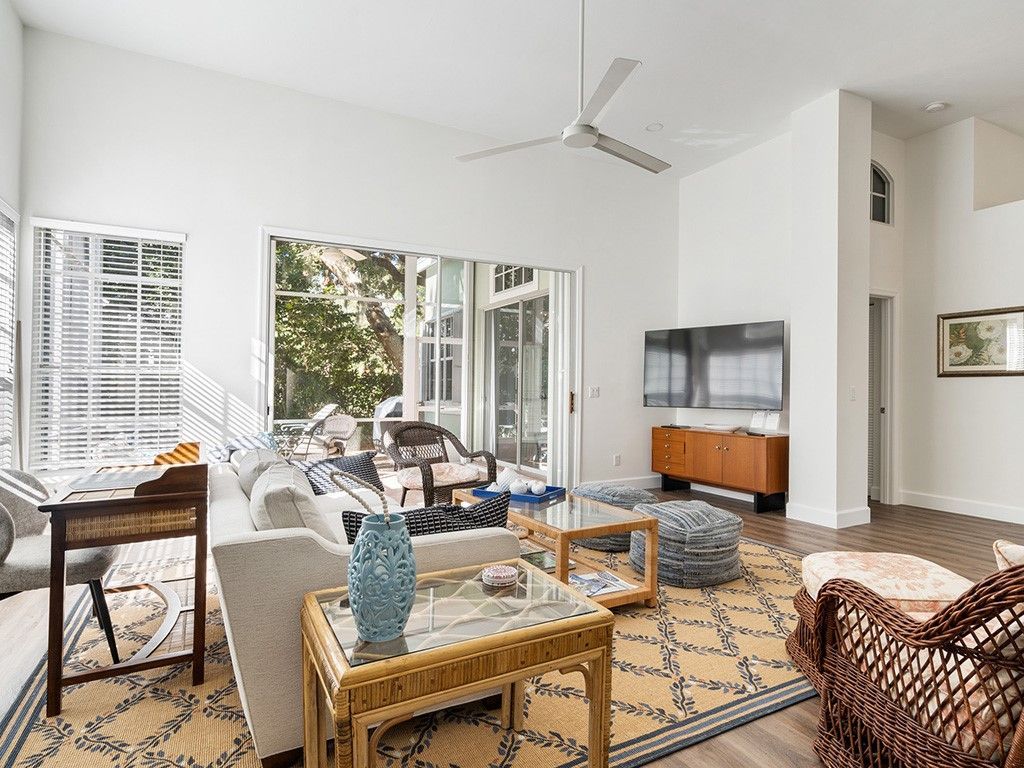 8829 Lakeside Circle, Vero Beach, FL 32963 Photo