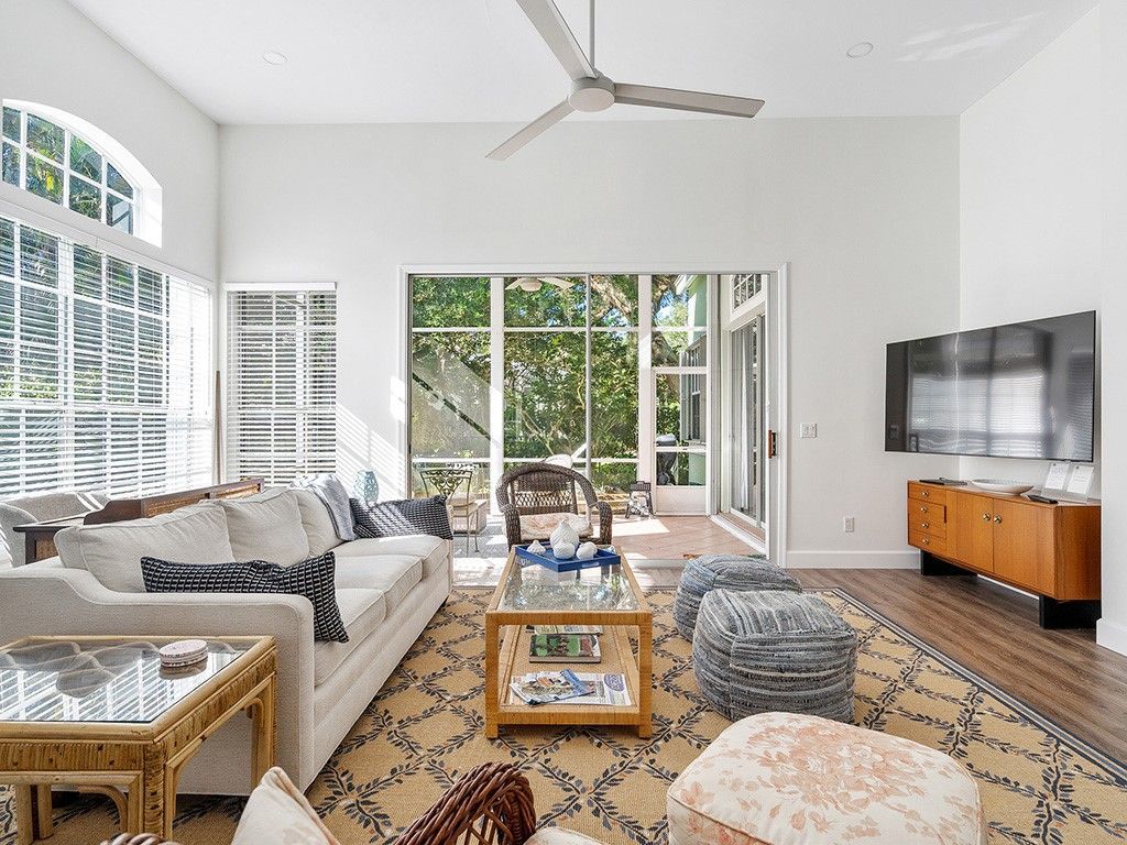 8829 Lakeside Circle, Vero Beach, FL 32963 Photo