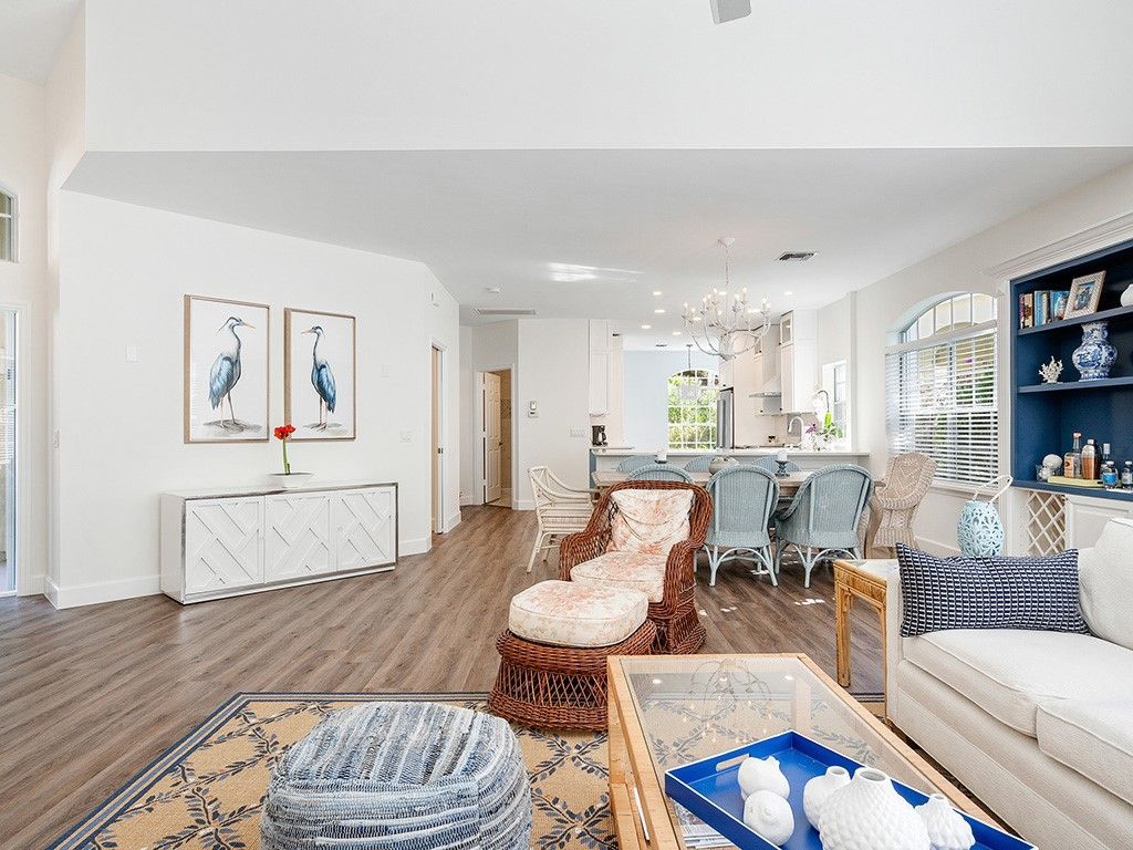 8829 Lakeside Circle, Vero Beach, FL 32963 Photo