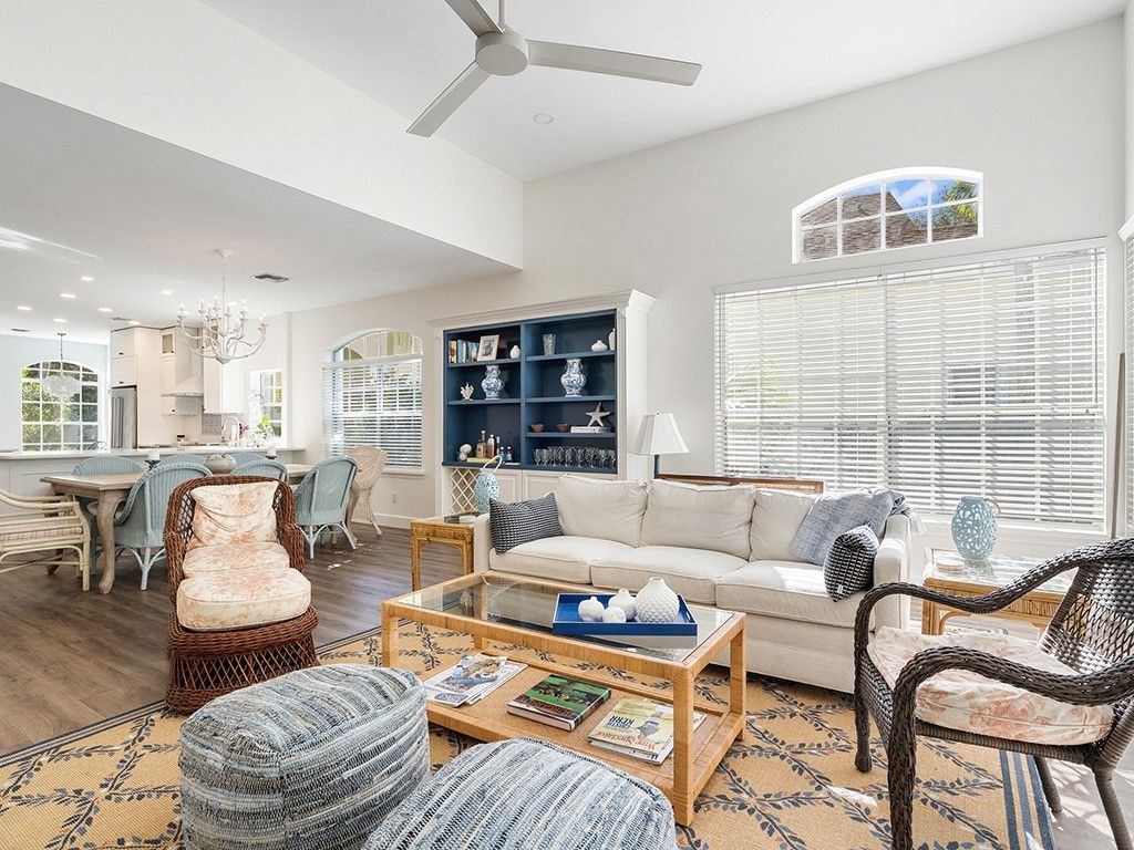 8829 Lakeside Circle, Vero Beach, FL 32963 Photo