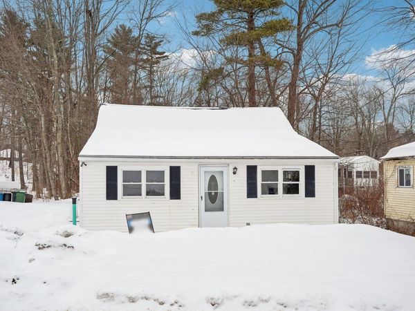 5 Grandview Terrace, Sandown, NH 03873
