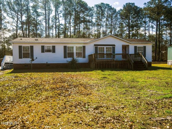118 Woodland Drive , Swansboro, NC 28584