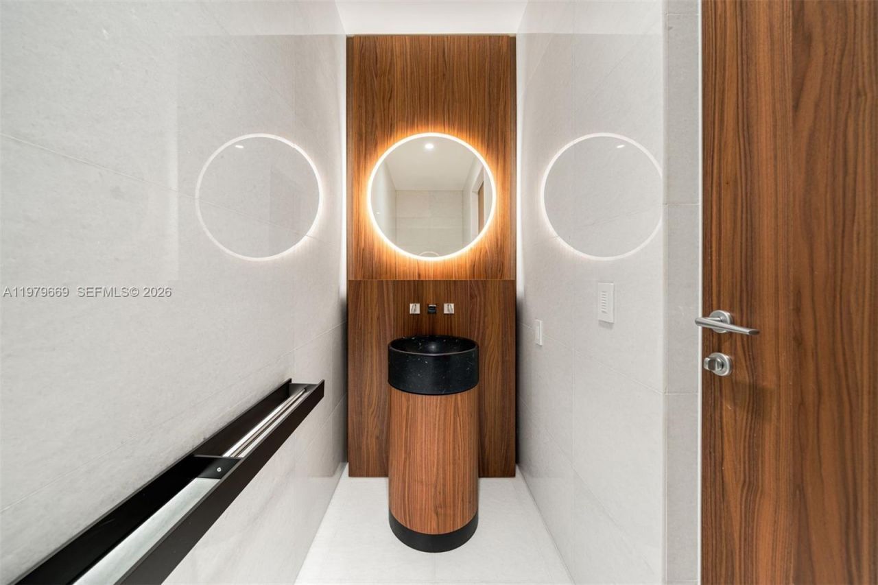 5 Grove Isle Dr , Unit L506, Coconut Grove, FL 33133 Photo