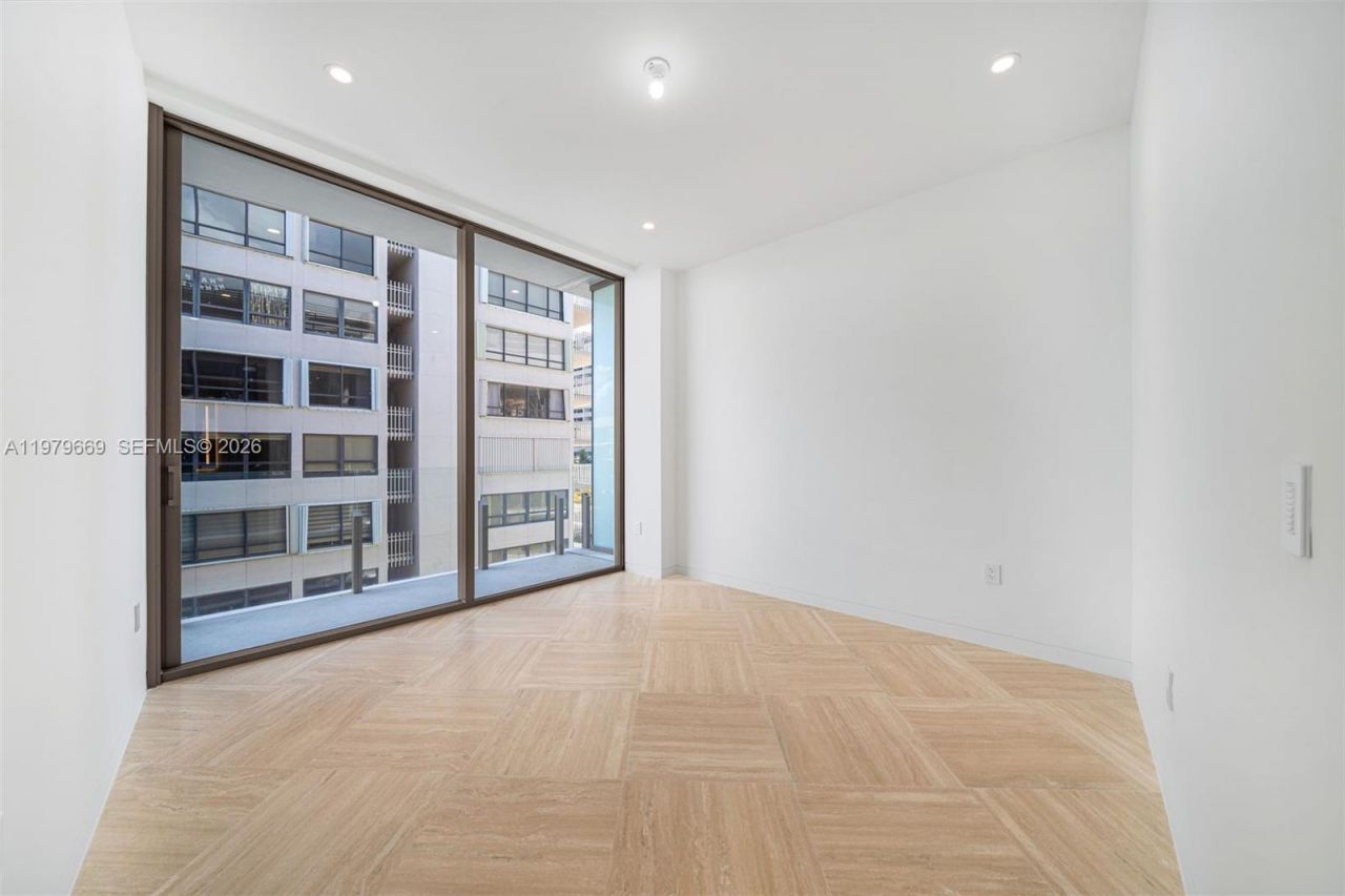 5 Grove Isle Dr , Unit L506, Coconut Grove, FL 33133 Photo