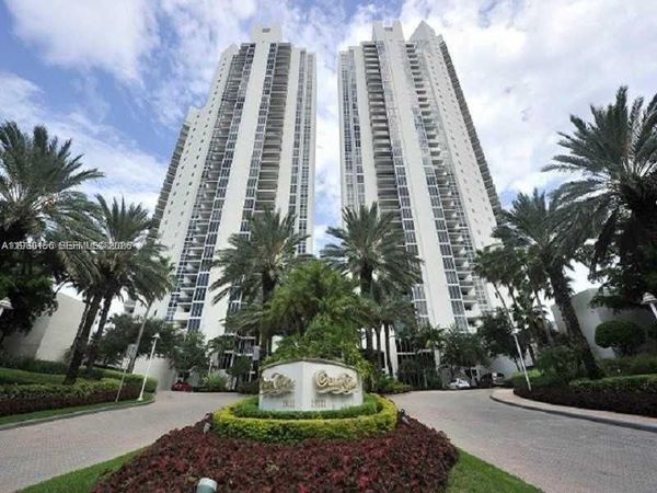 19111 Collins Ave , Unit 803, Sunny Isles Beach, FL 33160