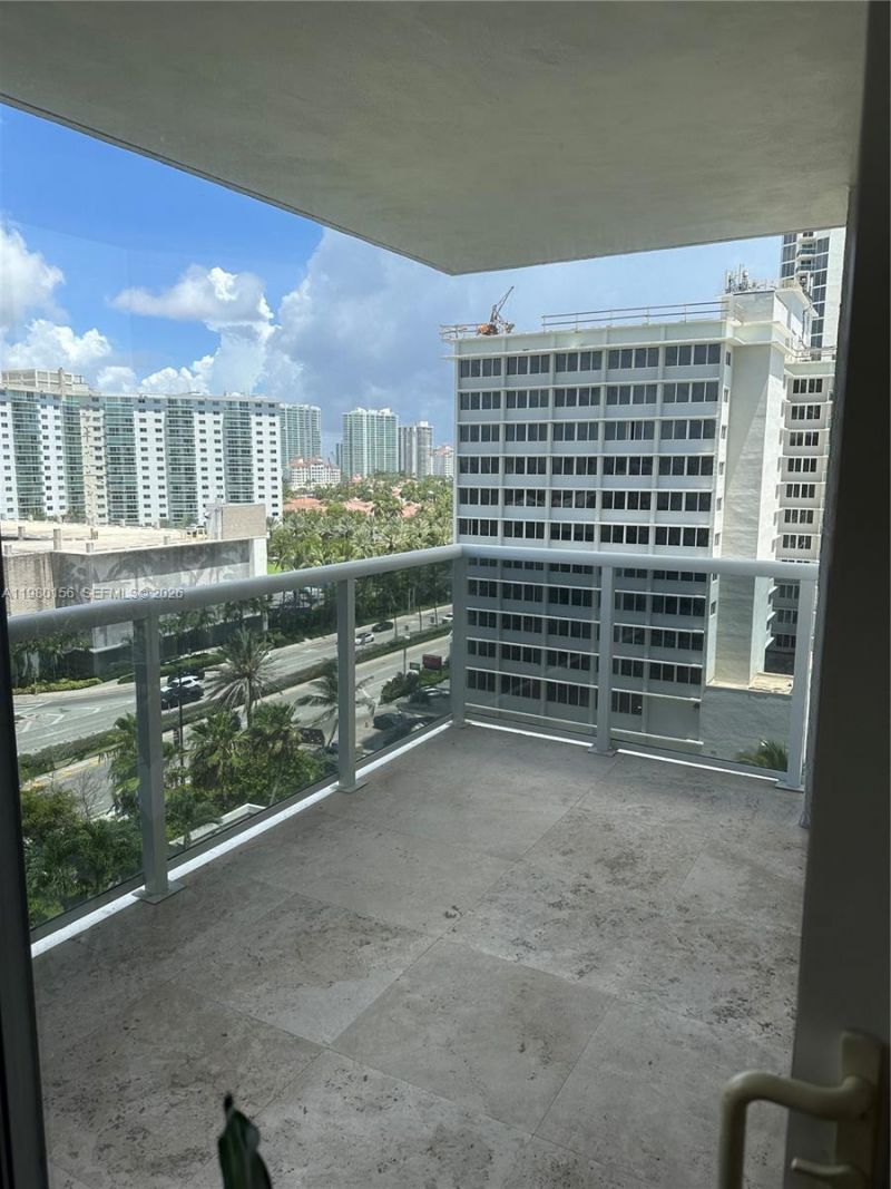 19111 Collins Ave , Unit 803, Sunny Isles Beach, FL 33160 Photo