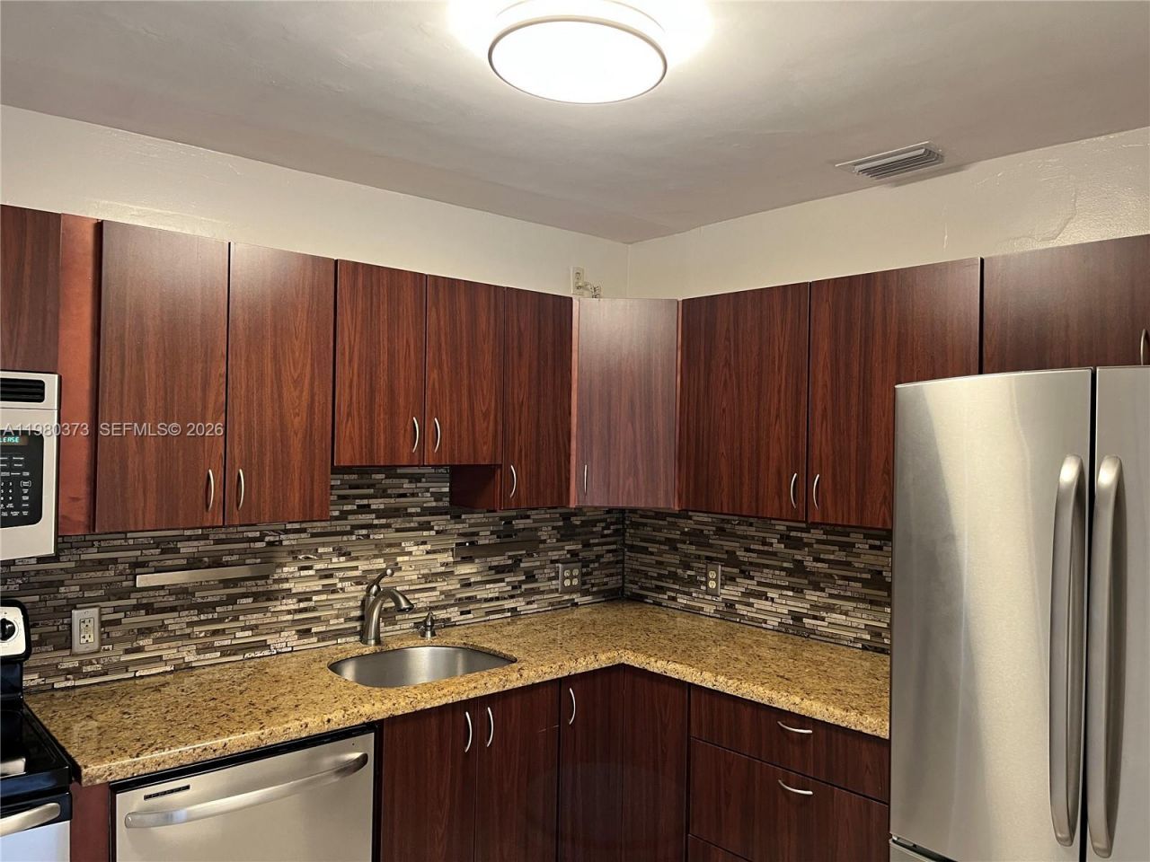 6261 NW 40th St , Virginia Gardens, FL 33166 Photo