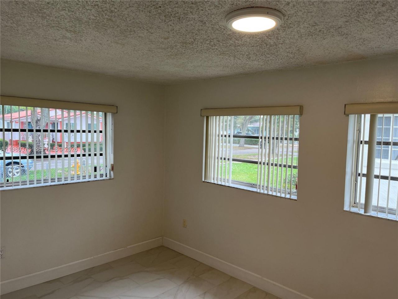 6261 NW 40th St , Virginia Gardens, FL 33166 Photo