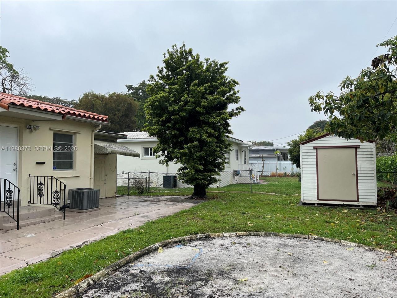 6261 NW 40th St , Virginia Gardens, FL 33166 Photo