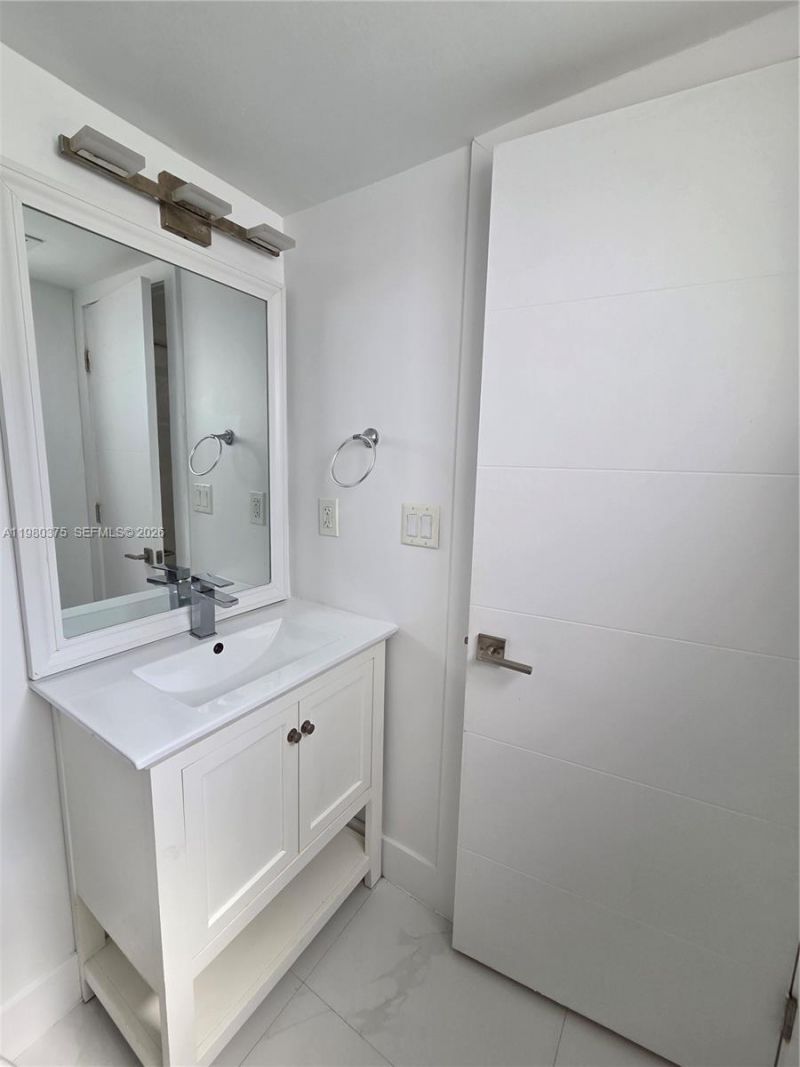 1646 NW 1st Pl , Unit 1, Miami, FL 33136 Photo