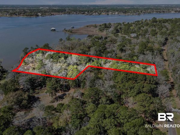 River Forest Drive, Mobile, AL 36605