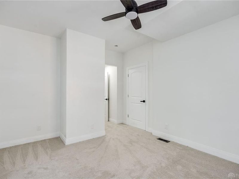 1045 W Grand Avenue, Dayton, OH 45402 Photo 38