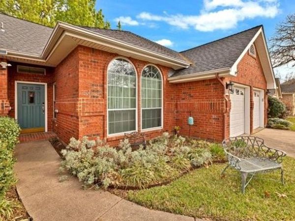 504 Anthony Drive , Euless, TX 76039