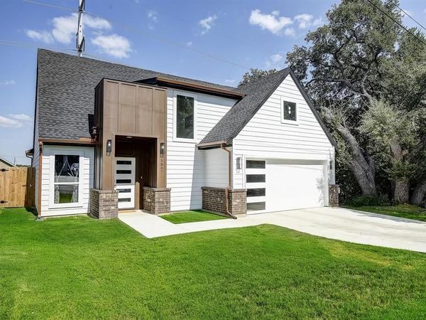 5807 Black Pine Circle, Granbury, TX 76048