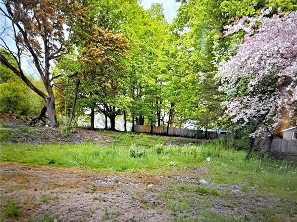 17 Voorhees Avenue , Camden, NY 13316