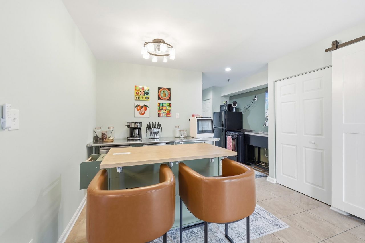 1100 Possum Trot Rd. Photo 6