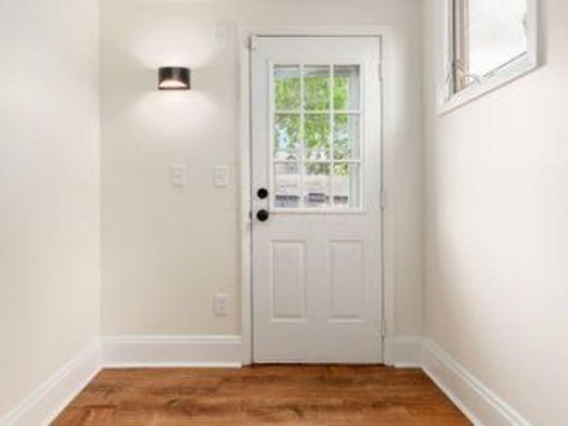 479 Siebert Street , Columbus, OH 43206 Photo 16