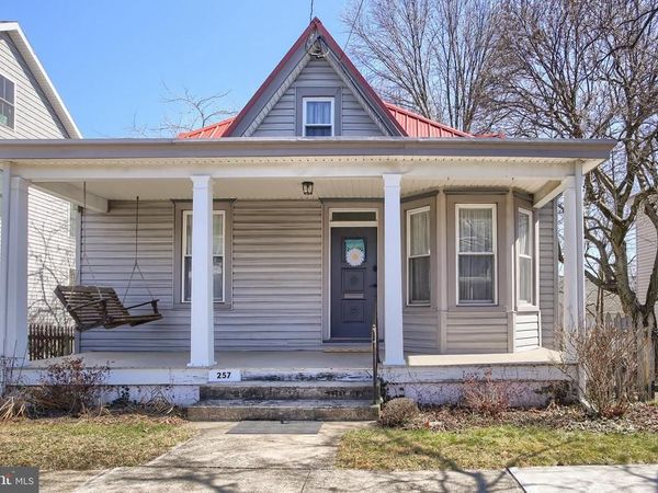 257 ARCH STREET, CARLISLE, PA 17013